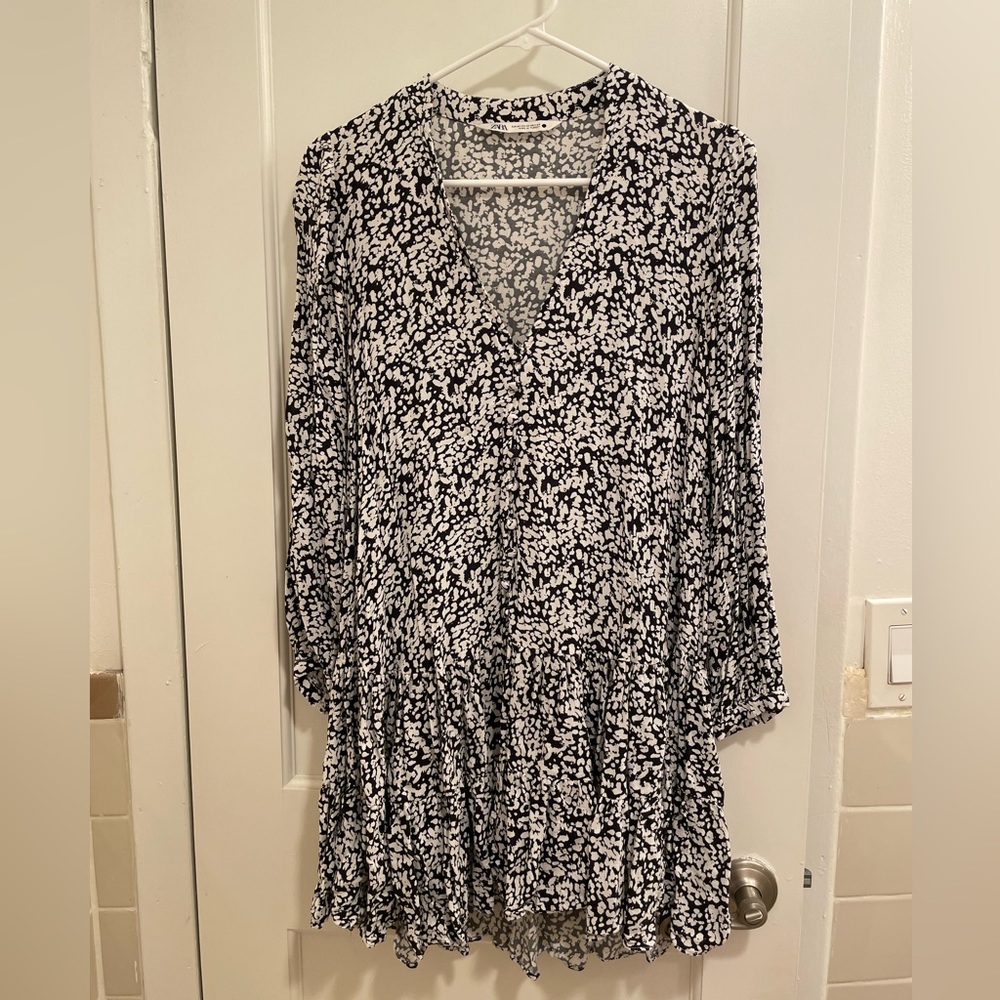 Zara XS black & white floral dress